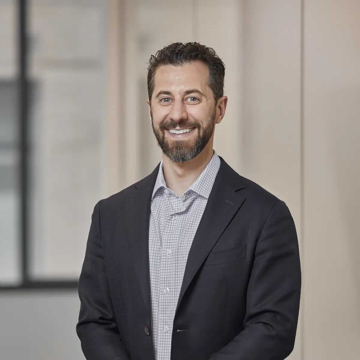 Headshot of Vincent Lopez