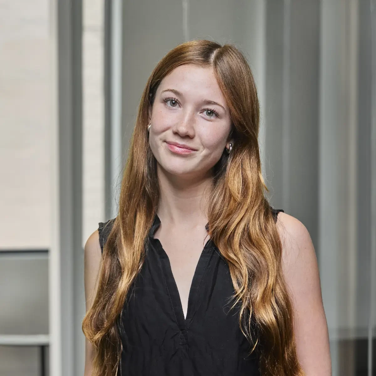 Headshot of Lindsay Flater